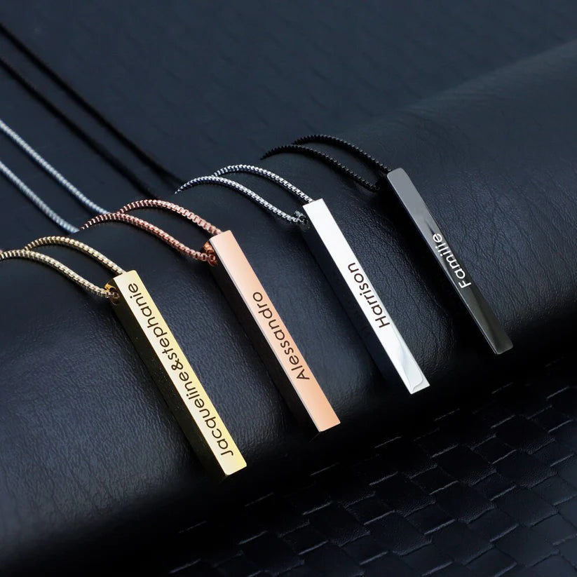 3D Gravert Bar Collier - Personlig eleganse