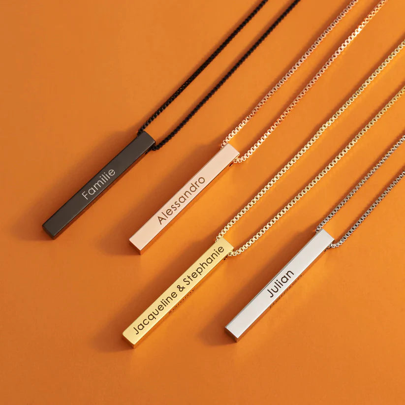 3D Gravert Bar Collier - Personlig eleganse